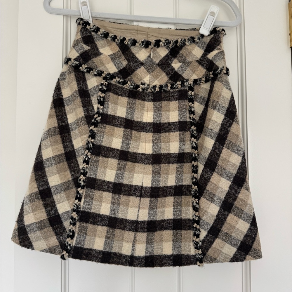 Authentic Rare Chanel Plaid Black and Cream Women's Skirt 38 - Picture 3 of 4